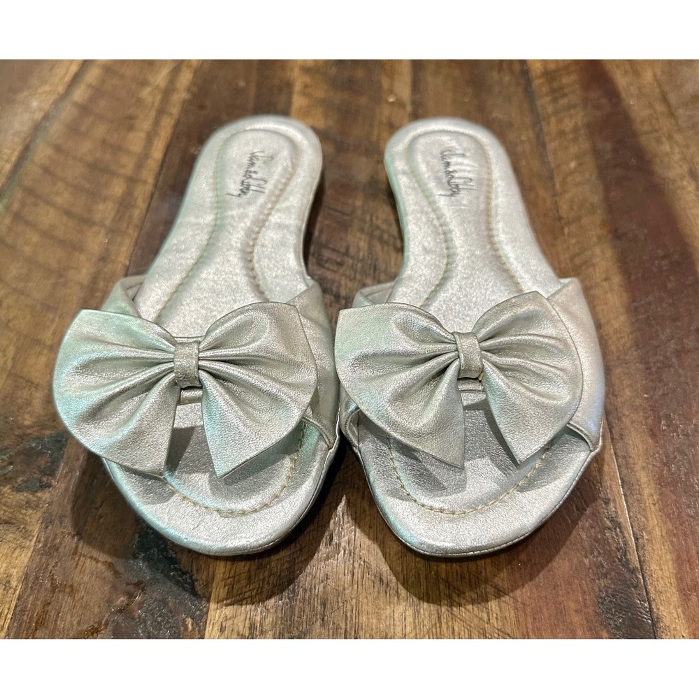 Sam & Libby Silver Metallic Leather Bow Slide Sandals SLAPPLAUDXIE Womens 6M